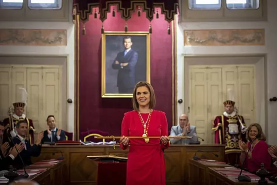 «La alcaldesa Judith Piquet debe dimitir ya. El daño que está haciendo a la imagen de Alcalá de Henares tardará décadas en olvidarse»