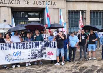 A CIG-Industria de Ourense mobilízase no SMAC contra a represión sindical e laboral