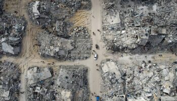 La guerra de Israel para confeccionar algoritmos y cambiar la realidad percibida: Así se financia una operación global para reescribir la historia de Gaza con IA
