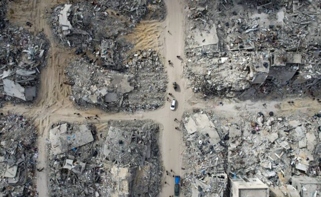 La guerra de Israel para confeccionar algoritmos y cambiar la realidad percibida: Así se financia una operación global para reescribir la historia de Gaza con IA