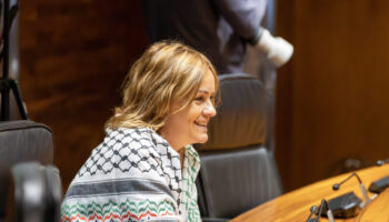 Covadonga Tomé presentará una iniciativa para asegurar que los derechos humanos y de los menores queden blindados institucionalmente