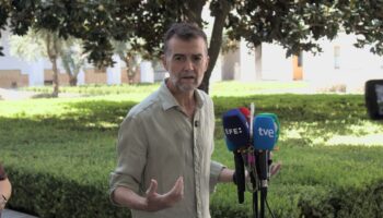 Maíllo denuncia la “dejación de funciones” de Marruecos ante la entrada de miles de personas en Ceuta y la “connivencia del PP y Vox, nada casual y con intencionalidad política”