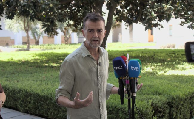 Maíllo denuncia la “dejación de funciones” de Marruecos ante la entrada de miles de personas en Ceuta y la “connivencia del PP y Vox, nada casual y con intencionalidad política”