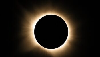 Crónica de un eclipse anunciado