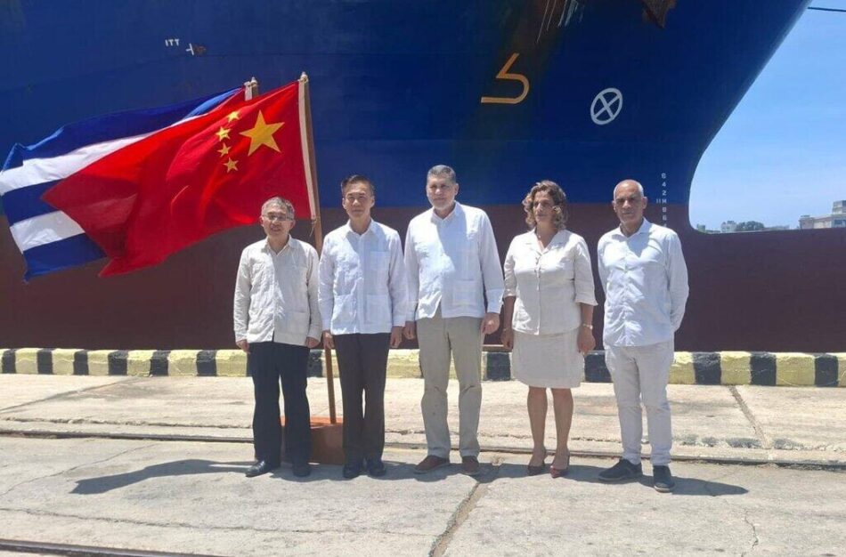 China entrega a Cuba nuevo donativo de arroz