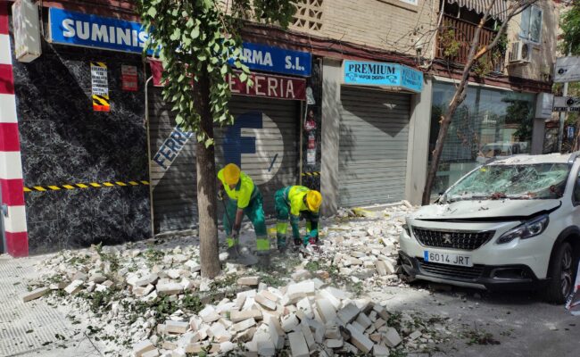 FACUA traslada a los afectados por los terremotos de Granada cómo reclamar los daños