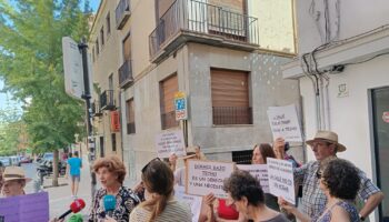 «La Calle Mata» anuncia la apertura de un refugio climático para personas sin hogar en el local de Edicoma, en Granada