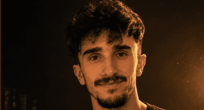 Entrevista con el escritor Unai Arroita: “En el mundo real casi nunca manda quien parece que manda”