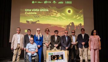 Dos millones de gafas «gratuitas» para el eclipse, disparidad de criterio y una misma pregunta: ¿cómo el Ministerio de Ciencia y la ONCE han podido comunicar tan mal una campaña de salud pública?