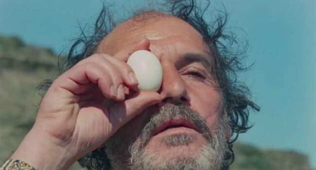Restauran en 4K ‘Cabezas Cortadas’, el clásico del cineasta brasileño Glauber Rocha rodado en España en los ’70