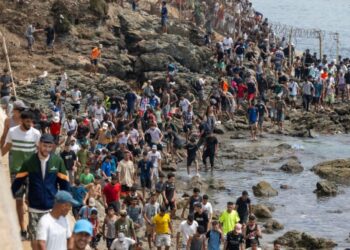 La Guardia Civil detectó agentes marroquíes entre migrantes en Ceuta
