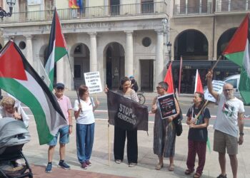El Tribunal Supremo israelí celebrará una audiencia histórica sobre la impugnación de las leyes contra la UNRWA en medio de ataques israelíes contra la agencia de las Naciones Unidas