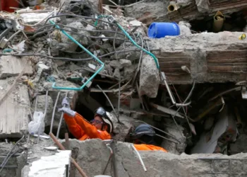 Colombia aceptará a rescatistas de EE.UU., Ecuador, El Salvador e Israel ante emergencia sísmica, pero desestima ofrecimientos de China o México