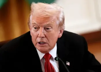 Groenlandia: petrolera vinculada a Trump descarga equipos de perforación sin permiso
