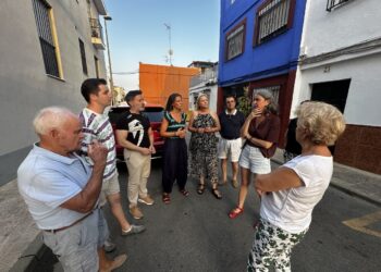 Begoña Iza (Adelante Andalucía) denuncia 20 años de suelos contaminados y exige medidas urgentes en Coria del Río