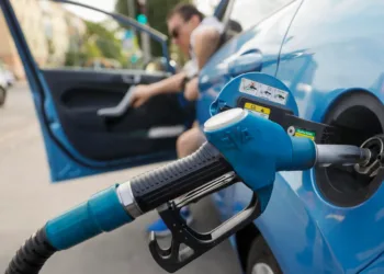 FACUA critica que el Gobierno reaccione a la subida del gasóleo bajando aún más los impuestos a las gasolineras en vez de topar los precios