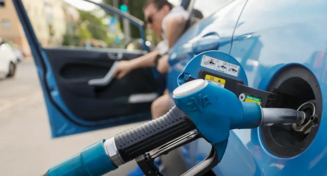 FACUA critica que el Gobierno reaccione a la subida del gasóleo bajando aún más los impuestos a las gasolineras en vez de topar los precios