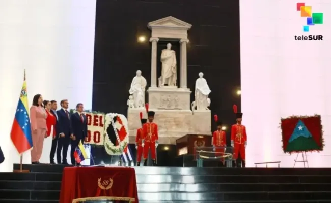 Venezuela rinde homenaje a Fidel, «líder íntegro y referencia para los pueblos libres del mundo»