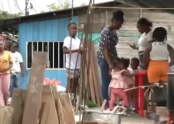 Colombia: habitantes de Quibdó enfrentan secuelas del terremoto con organización comunitaria