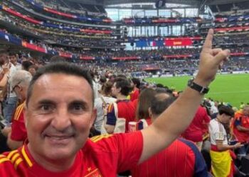 Movimiento Sumar País Valenciano lleva al Congreso el viaje de Bernabé Cano al Mundial y exige al Partido Popular que aclare si la RFEF sufragó la presunta invitación