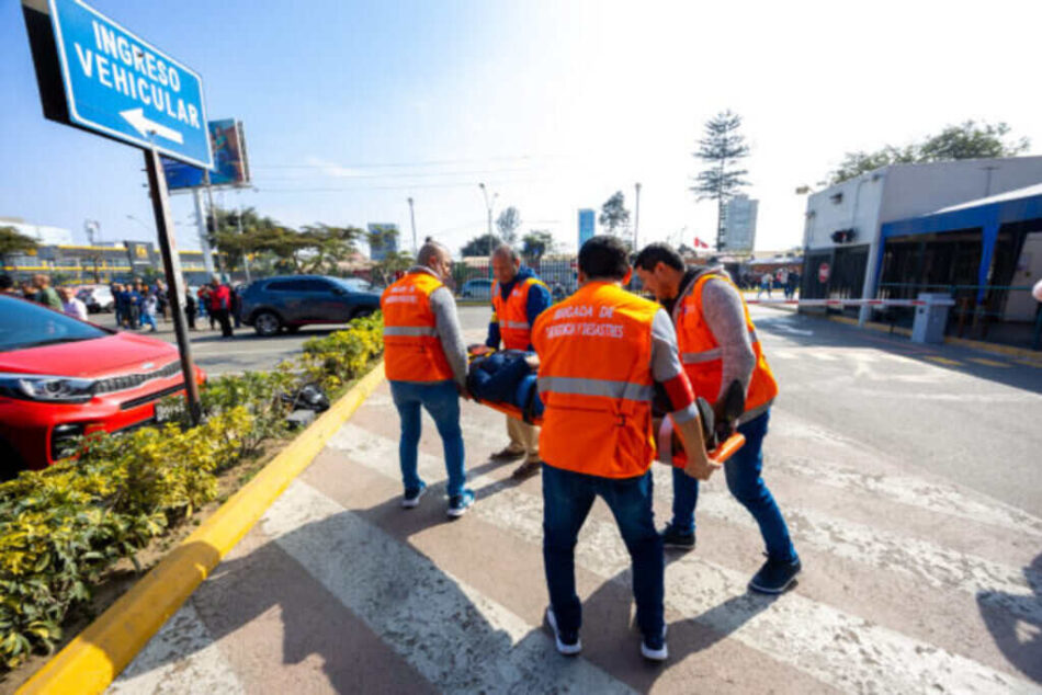 Perú realiza un simulacro nacional de posible emergencia de catástrofe