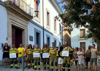CGT manifiesta su apoyo a la huelga de bomberos y bomberas forestales de Aragón