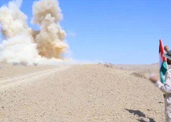 Yemen lanza ataques con misiles y drones contra posiciones saudíes