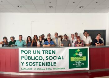 La Plataforma del Tren de la Costa Noreste celebra la Jornada Técnica de Chipiona como un «fuerte impulso para un consenso general»