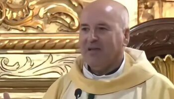 PACMA pide a la Diócesis de Jaén que aparte de sus funciones al párroco de Sabiote tras ensalzar un festejo taurino