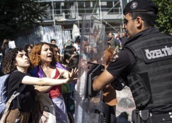 Plataforma Trans exige al Gobierno de España una respuesta firme ante la grave persecución de las personas LGTBIQA+ en Turquía