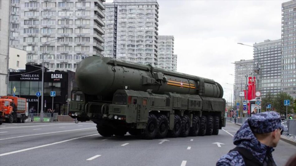 Medvedev advierte: Rusia podría recurrir a las armas nucleares