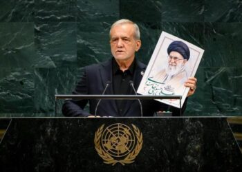 Irán “abofeteó” al “criminal” Trump a través del presidente Pezeshkian en la ONU