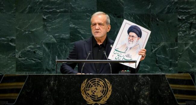 Irán “abofeteó” al “criminal” Trump a través del presidente Pezeshkian en la ONU