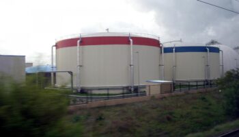 CCOO advierte que los salarios no pueden volver a pagar el aumento extraordinario de los márgenes del sector energético