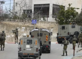 Fuerzas de «Israel» arrestan a más de 100 palestinos en Cisjordania