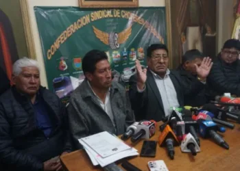 Bolivia: trabajadores de la agricultura y el transporte anuncian bloqueos contra el «dieselazo»