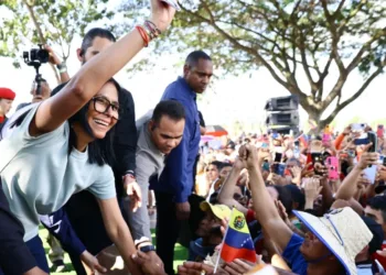 Presidenta (E) de Venezuela encabeza plan de cosecha y encuentro con caficultores en Portuguesa