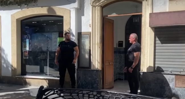Izquierda Unida rechaza la presencia de los “matones” de la empresa Desocupación en la calle Larga de Jerez