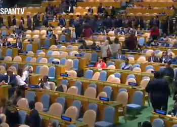 Delegados abandonaron la sala durante discurso del criminal de guerra Netanyahu en la ONU