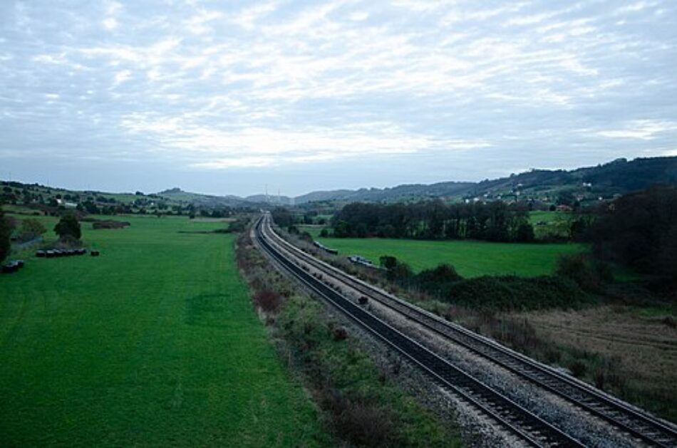 FACUA Asturias pide a Transportes que garantice un transporte ferroviario de calidad en el Principado
