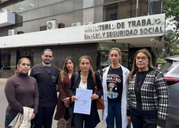 Médicos y maestros paraguayos anuncian huelga para exigir incrementos salariales
