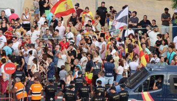Izquierda Unida lleva a los ayuntamientos una moción de “verdadera solidaridad con el conjunto del pueblo de Ceuta” frente a las concentraciones partidistas del PP y Vox