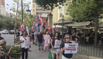 CGT realiza una caminata silenciosa en Alacant en recuerdo de las víctimas de la DANA y apoyo a sus familiares