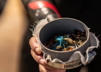La lluvia intensa agrava la contaminación por microplásticos en los ríos