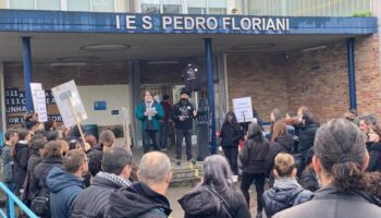 A CIG-Ensino apoia as reivindicacións de máis persoal do IES Pedro Floriani de Redondela