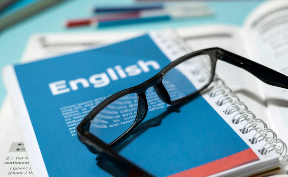 Academia de inglés y aprendizaje útil para cada etapa