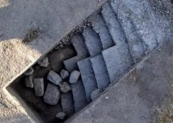 El teatro romano de Singilia Barba emerge casi intacto tras 35 años sin excavaciones en Antequera (Málaga)