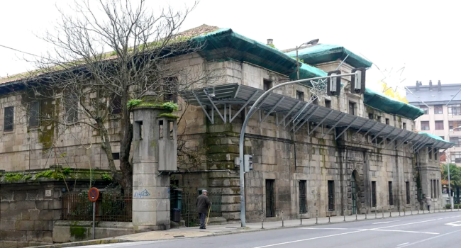 Junto a la prisión de Ourense, lugar de memoria