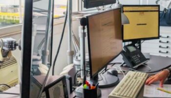 CCOO, SSM y CSIF solicitan al ministro de Transportes que intervenga ante el desmantelamiento de los Centros de Coordinación de Salvamento Marítimo