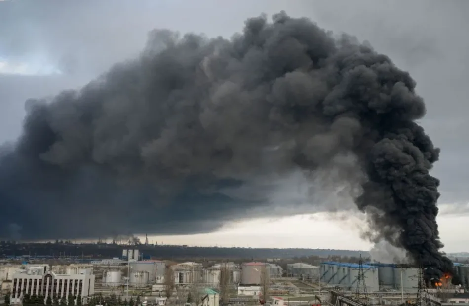 Rusia daña un buque militar en Odesa y avanza en Donetsk